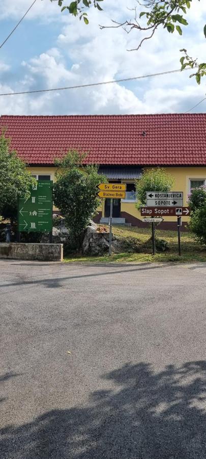 Appartamento Kod Slaveka Kostanjevac Esterno foto