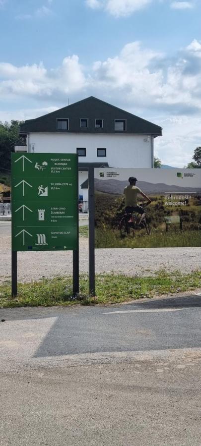 Appartamento Kod Slaveka Kostanjevac Esterno foto